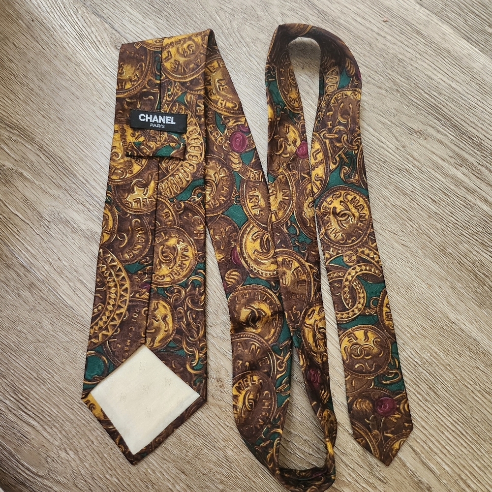 Silk Chanel Neck Tie